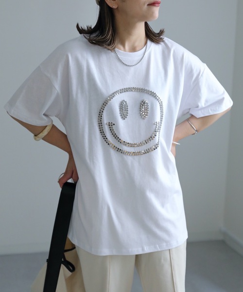 ap retro(アプレトロ)の「ニコちゃんスタッズTEE(Tシャツ/カットソー・レディース・グリーン/アイボリー/ブラック・FREE)」の17枚目の写真