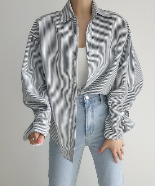 専用♡オーストラリア ふんわりボリュームのプリーツフレアスリーブ パールシャツ セール】【累計販売枚数1万枚突破】フレアスリーブストライプシャツ