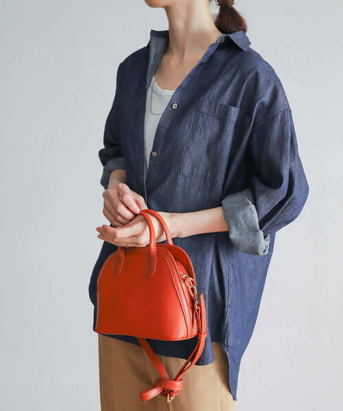 URBAN RESEARCH DOORS（アーバンリサーチドアーズ）の「デニムシャツ（シャツ/ブラウス・レディース・インディゴブルー/ブラック・MEDIUM）」の3枚目の写真