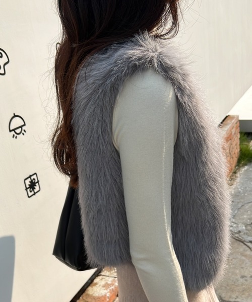 セール】ショート丈ボリュームファーベスト（ベスト）｜ECLIN