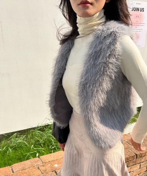 セール】ショート丈ボリュームファーベスト（ベスト）｜ECLIN