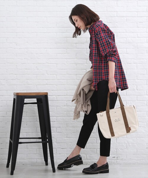 SHOO・LA・RUE(シューラルー)の「◆デイリー使いのマストアイテム チェックシャツ(シャツ/ブラウス・レディース・ベージュ系1/イエロー系9/ワイン系3/ネイビー系1・02/03/04)」の21枚目の写真