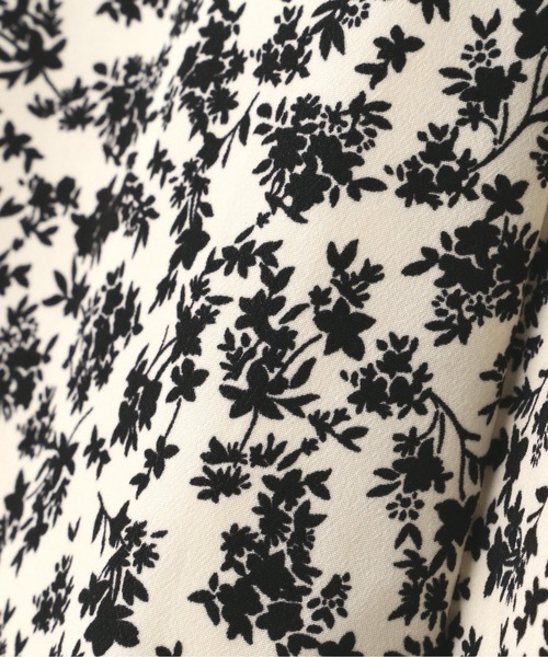 N.（N. Natural Beauty Basic）（エヌエヌナチュラルビューティーベーシック）の「フラワープリントパワショルストレートワンピース（ワンピース・レディース・ホワイト系その他/ブラック系その他/グリーン系その他・MEDIUM）」の7枚目の写真