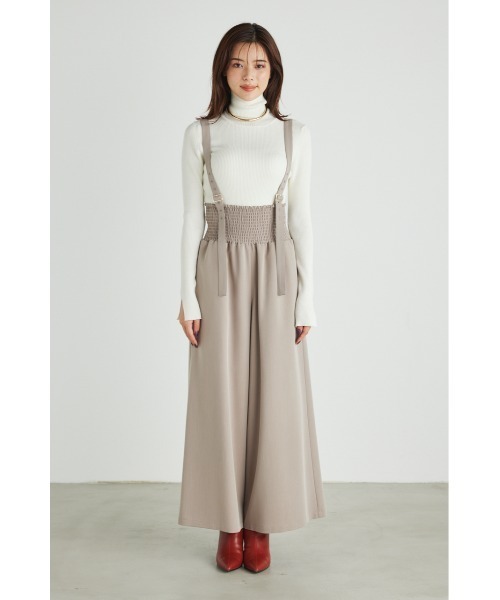 rienda(リエンダ)の「ハイウエストシャーリングサスペンダーパンツ(その他パンツ・レディース・ベージュ/ライム/グレー・SMALL/MEDIUM)」の16枚目の写真
