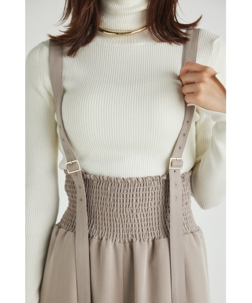 rienda(リエンダ)の「ハイウエストシャーリングサスペンダーパンツ(その他パンツ・レディース・ベージュ/ライム/グレー・SMALL/MEDIUM)」の19枚目の写真