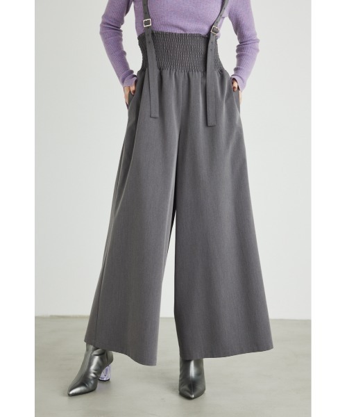 rienda(リエンダ)の「ハイウエストシャーリングサスペンダーパンツ(その他パンツ・レディース・ベージュ/ライム/グレー・SMALL/MEDIUM)」の5枚目の写真