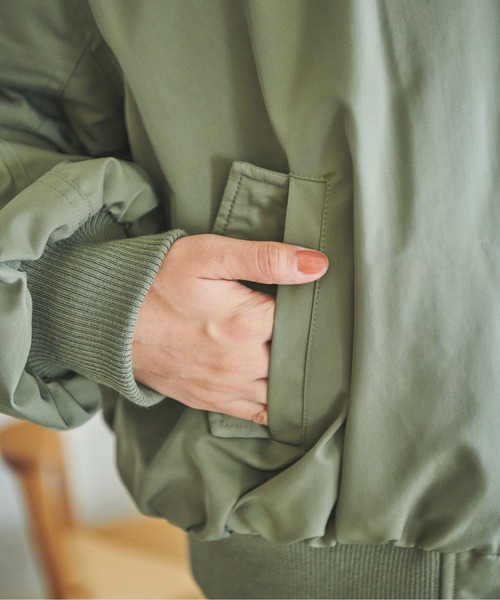 FREE'S MART（フリーズマート）の「◇MA-1ブルゾン（MA-1・レディース・ブラック/ベージュ/カーキ・MEDIUM/SMALL）」の5枚目の写真