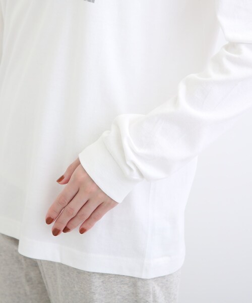 INDIVI(インディヴィ)の「【LIFE】メッセージプリント ロングTシャツ(Tシャツ/カットソー・レディース・ライトベージュ/ホワイト・13/38)」の8枚目の写真