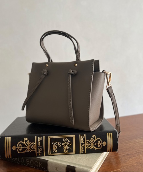 Chez toi（シェトワ）の「マイクロショルダーBAG（ショルダーバッグ・レディース・ブラック/ライトグレー/モカ/マスタード・FREE）」の12枚目の写真