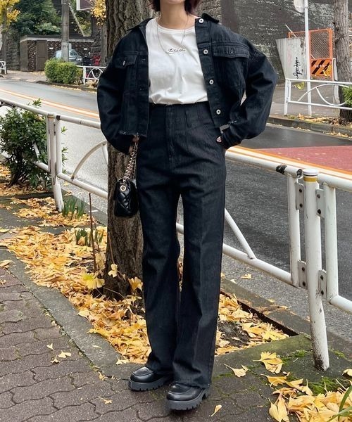 mysty woman（ミスティウーマン）の「ハイウエストカットオフデニムパンツ 184409（デニムパンツ・レディース・オフホワイト/ブルー/ブラック/ライトブルー/ホワイト/チャコールグレー/ダークブルー・SMALL/MEDIUM）」の15枚目の写真