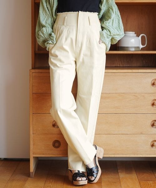 mysty woman（ミスティウーマン）の「ハイウエストカットオフデニムパンツ 184409（デニムパンツ・レディース・オフホワイト/ブルー/ブラック/ライトブルー/ホワイト/チャコールグレー/ダークブルー・SMALL/MEDIUM）」の9枚目の写真