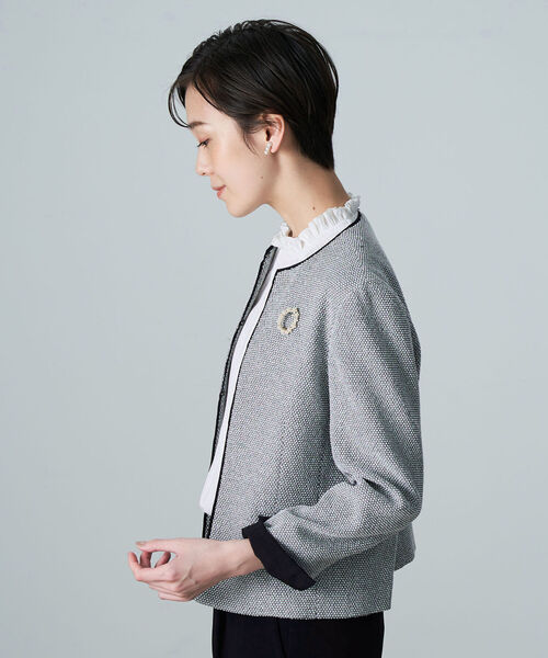 NOLLEY’S（ノーリーズ）の「◇【WEB限定】ラメツイードストレッチクルーネックジャケット（ノーカラージャケット・レディース・ネイビー/グレー系その他・36/40/38）」の18枚目の写真