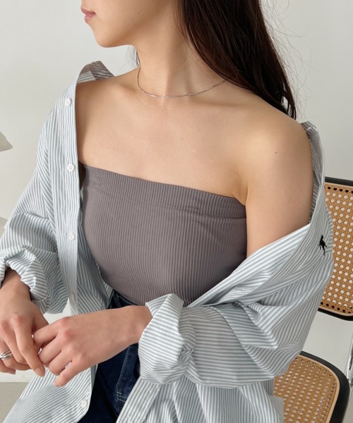 CLEA（クレア）の「カップ付き2WAYスクエアリブキャミ/ブラトップ（チューブトップ・レディース・ホワイト/チャコールグレー/ブラック/カーキ・FREE）」の17枚目の写真