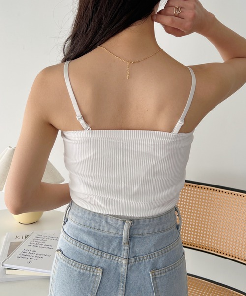 CLEA（クレア）の「カップ付き2WAYスクエアリブキャミ/ブラトップ（チューブトップ・レディース・ホワイト/チャコールグレー/ブラック/カーキ・FREE）」の11枚目の写真