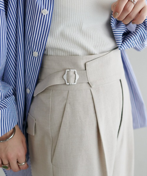 DISCOAT（ディスコート）の「テックリネンハイウエストウエストバックルワイドパンツ（その他パンツ・レディース・ライトグレー/ブラック・MEDIUM/LARGE）」の6枚目の写真