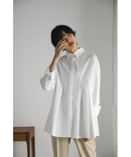 STYLEMIXER（スタイルミキサー）の「タックフレアシャツ（シャツ/ブラウス・レディース・ブラック/ホワイト/サックスブルー・FREE）」の6枚目の写真