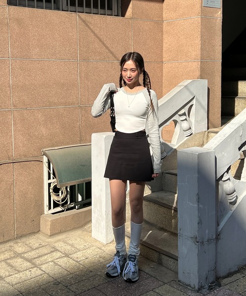 by muni:r(バイ ムニール)の「デイリー裾プリーツスカート(スカート・レディース・ベージュ/ブラック/グレー・FREE)」の4枚目の写真