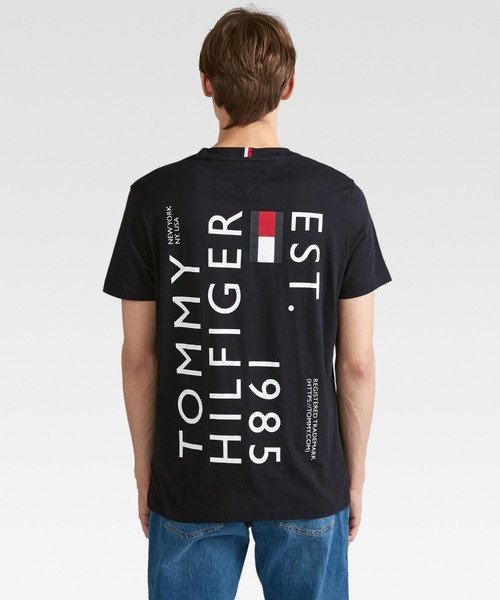 TOMMY HILFIGER（トミーヒルフィガー）の「ブランドラブバックTシャツ（Tシャツ/カットソー・メンズ・グレー/レッド/ホワイト/ネイビー・MEDIUM/SMALL/LARGE/X-LARGE）」の5枚目の写真