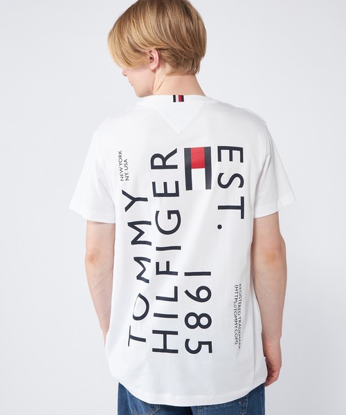 TOMMY HILFIGER（トミーヒルフィガー）の「ブランドラブバックTシャツ（Tシャツ/カットソー・メンズ・グレー/レッド/ホワイト/ネイビー・MEDIUM/SMALL/LARGE/X-LARGE）」の21枚目の写真