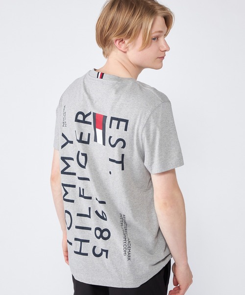TOMMY HILFIGER（トミーヒルフィガー）の「ブランドラブバックTシャツ（Tシャツ/カットソー・メンズ・グレー/レッド/ホワイト/ネイビー・MEDIUM/SMALL/LARGE/X-LARGE）」の17枚目の写真
