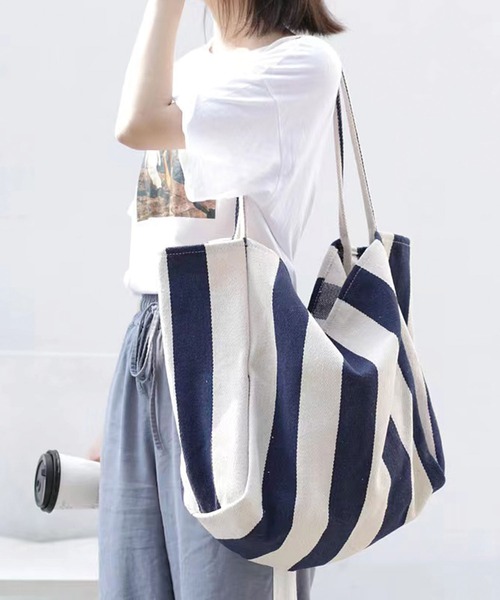 CORNERS(コーナーズ)の「ストライプトートバッグ(トートバッグ・レディース・ブラック/ベージュ/ネイビー/レッド/アイボリー/カーキ/ダークブラック/キャメル・FREE)」の1枚目の写真