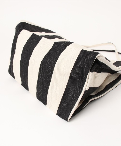 CORNERS(コーナーズ)の「ストライプトートバッグ(トートバッグ・レディース・ブラック/ベージュ/ネイビー/レッド/アイボリー/カーキ/ダークブラック/キャメル・FREE)」の9枚目の写真