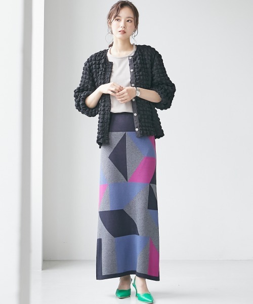 miclat（ミクラ）の「大きいサイズ　幾何学柄ニットスカート　miclat（スカート・レディース・グレー系/ベージュ系・LL/3L/4L/5L/L）」の18枚目の写真