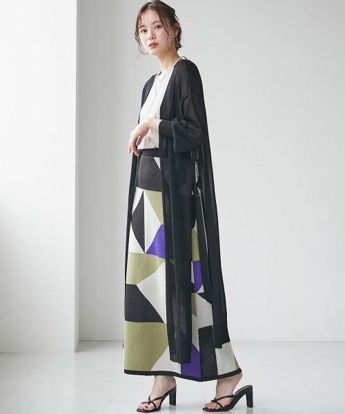 miclat（ミクラ）の「大きいサイズ　幾何学柄ニットスカート　miclat（スカート・レディース・グレー系/ベージュ系・LL/3L/4L/5L/L）」の10枚目の写真