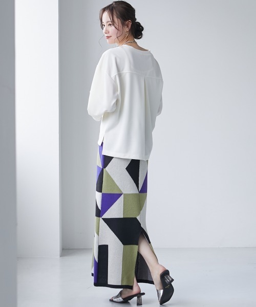 miclat（ミクラ）の「大きいサイズ　幾何学柄ニットスカート　miclat（スカート・レディース・グレー系/ベージュ系・LL/3L/4L/5L/L）」の22枚目の写真