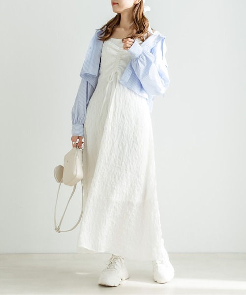 OLIVE des OLIVE(オリーブデオリーブ)の「【WEB限定カラー有】胸クシュキャミワンピース(ワンピース・レディース・サックスブルー/ブラック/オフホワイト/チェック・FREE)」の12枚目の写真