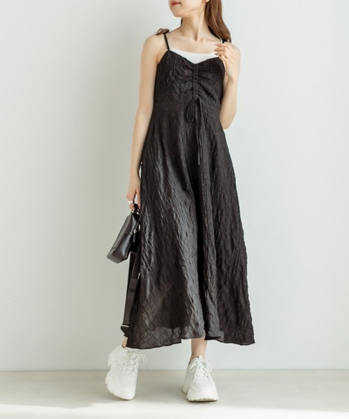 OLIVE des OLIVE(オリーブデオリーブ)の「【WEB限定カラー有】胸クシュキャミワンピース(ワンピース・レディース・サックスブルー/ブラック/オフホワイト/チェック・FREE)」の16枚目の写真