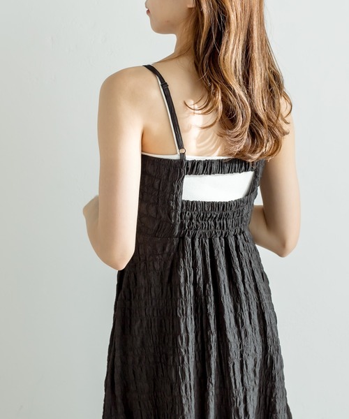 OLIVE des OLIVE(オリーブデオリーブ)の「【WEB限定カラー有】胸クシュキャミワンピース(ワンピース・レディース・サックスブルー/ブラック/オフホワイト/チェック・FREE)」の21枚目の写真