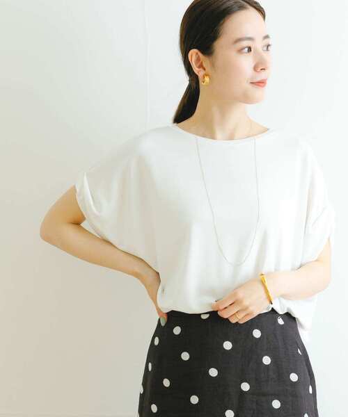 URBAN RESEARCH(アーバンリサーチ)の「Relax drape T-shirts(Tシャツ/カットソー・レディース・オフホワイト/チャコールグレー・FREE)」の1枚目の写真