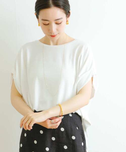 URBAN RESEARCH(アーバンリサーチ)の「Relax drape T-shirts(Tシャツ/カットソー・レディース・オフホワイト/チャコールグレー・FREE)」の3枚目の写真
