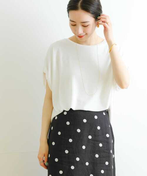 URBAN RESEARCH(アーバンリサーチ)の「Relax drape T-shirts(Tシャツ/カットソー・レディース・オフホワイト/チャコールグレー・FREE)」の4枚目の写真