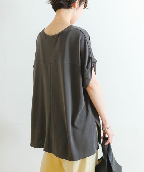 URBAN RESEARCH(アーバンリサーチ)の「Relax drape T-shirts(Tシャツ/カットソー・レディース・オフホワイト/チャコールグレー・FREE)」の21枚目の写真