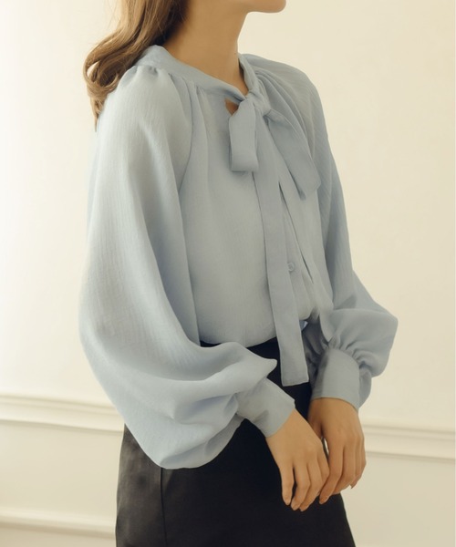 fupel（フぺル）の「2WAYシアーボウタイブラウス（シャツ/ブラウス・レディース・ライトブルー/アイボリー・FREE）」の13枚目の写真