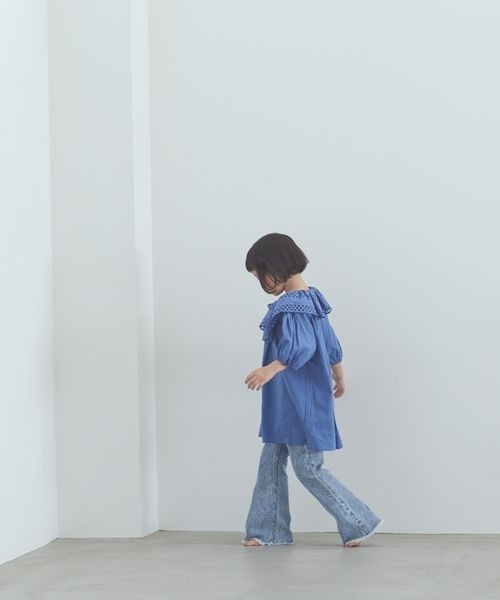 LOWRYS FARM（ローリーズファーム）の「ＩＮＤＩＡＩＳフリルワンピースＳＳ　198767（ワンピース・キッズ・ホワイト/ブルー・110cm/120cm/130cm/140cm/150cm）」の3枚目の写真