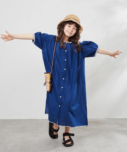 coen(コーエン)の「Market(マーケット)刺繍シャツワンピース(ワンピース・キッズ・オフホワイト/ロイヤルブルー・130/110/150)」の6枚目の写真