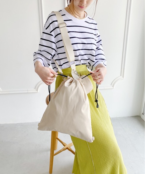 thank U more（サンキューモア）の「マルチポーチ付き【2WAY】エステルショルダーバッグ＆ボディーバッグ（ショルダーバッグ・レディース・アイボリー/ブラック/ブラウン/グリーン・FREE）」の20枚目の写真