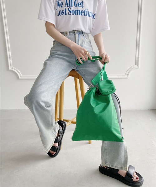 thank U more（サンキューモア）の「マルチポーチ付き【2WAY】エステルショルダーバッグ＆ボディーバッグ（ショルダーバッグ・レディース・アイボリー/ブラック/ブラウン/グリーン・FREE）」の7枚目の写真