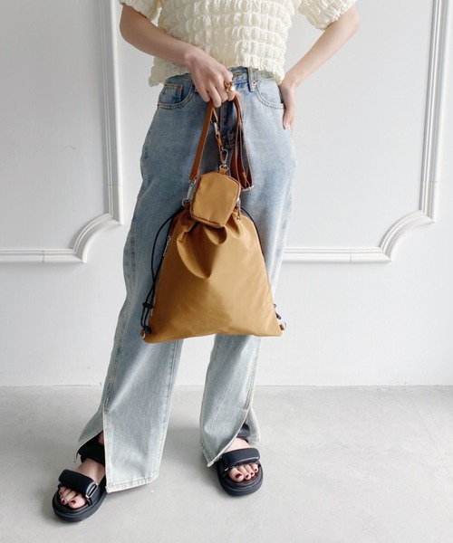 thank U more（サンキューモア）の「マルチポーチ付き【2WAY】エステルショルダーバッグ＆ボディーバッグ（ショルダーバッグ・レディース・アイボリー/ブラック/ブラウン/グリーン・FREE）」の9枚目の写真