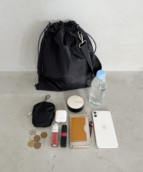 thank U more（サンキューモア）の「マルチポーチ付き【2WAY】エステルショルダーバッグ＆ボディーバッグ（ショルダーバッグ・レディース・アイボリー/ブラック/ブラウン/グリーン・FREE）」の19枚目の写真