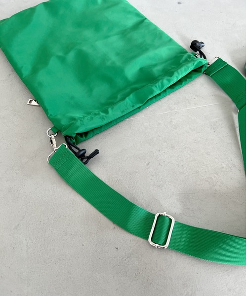 thank U more（サンキューモア）の「マルチポーチ付き【2WAY】エステルショルダーバッグ＆ボディーバッグ（ショルダーバッグ・レディース・アイボリー/ブラック/ブラウン/グリーン・FREE）」の16枚目の写真