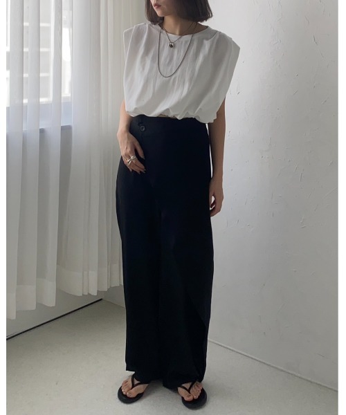 leimn(レイムン)の「パフショルダーコンパクトTシャツ(Tシャツ/カットソー・レディース・ベージュ/ホワイト/ブラック・FREE)」の9枚目の写真