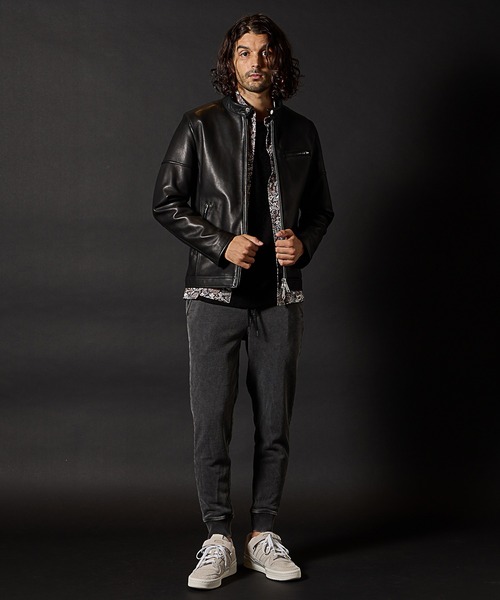 RATTLE TRAP（ラトルトラップ）の「ラムレザーシングル