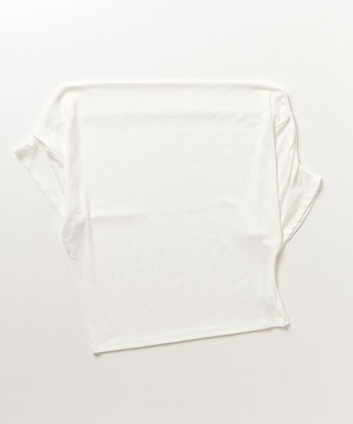 Dream garden(ドリームガーデン)の「オフショルダートップスTシャツ(Tシャツ/カットソー・レディース・ブラック/ホワイト/黄緑系・FREE)」の11枚目の写真