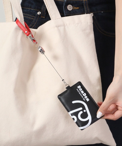 FUNALIVE（ファンアライブ）の「JUNESELECT ドムドム ハンバーガー　ドムぞうカットパスケース（パスケース・レディース・ホワイト/ブラック・FREE）」の8枚目の写真