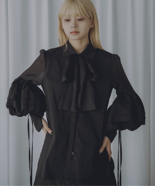 Ezick(エジック)の「【 Poisonous 】Clenched canele ribbon tie blouse(シャツ/ブラウス・レディース・ブラック・FREE)」の5枚目の写真