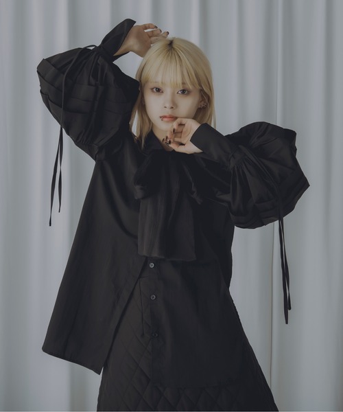 Ezick(エジック)の「【 Poisonous 】Clenched canele ribbon tie blouse(シャツ/ブラウス・レディース・ブラック・FREE)」の11枚目の写真